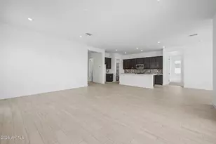 20422 N 222nd Dr, Surprise, AZ 85387 - Photo 9