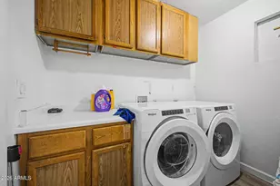 649 N 69th Ave, Phoenix, AZ 85043 - Photo 33