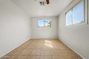 7619 W Clarendon Ave, Phoenix, AZ 85033 - Photo 21
