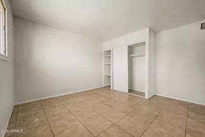 7619 W Clarendon Avenue, Phoenix, AZ 85033 - Photo 15