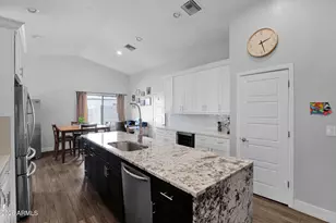 410 S Jay St, Chandler, AZ 85225 - Photo 7