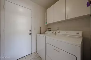4201 E Pearce Rd, Phoenix, AZ 85044 - Photo 39