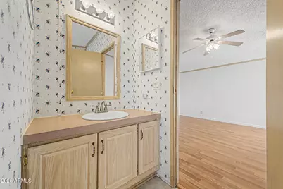 10951 N 91st Avenue #101, Peoria, AZ 85345 - Photo 11