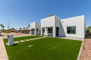 3014 E Avalon Dr, Phoenix, AZ 85016 - Photo 5