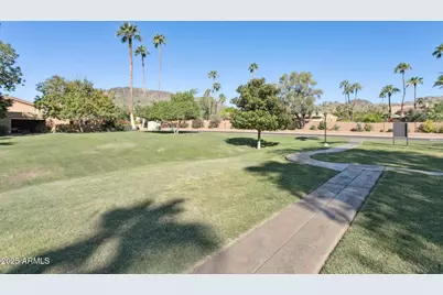 10420 N 11th Street, Phoenix, AZ 85020 - Photo 17