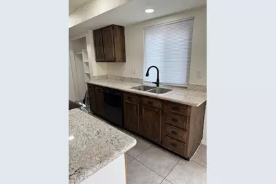 10420 N 11th Street, Phoenix, AZ 85020 - Photo 3