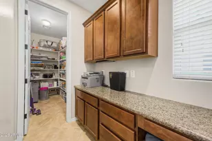914 S Osborn Ln, Gilbert, AZ 85296 - Photo 13