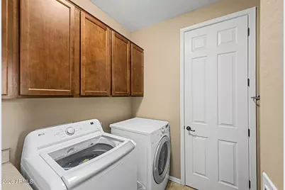914 S Osborn Lane, Gilbert, AZ 85296 - Photo 29