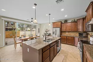 914 S Osborn Ln, Gilbert, AZ 85296 - Photo 11