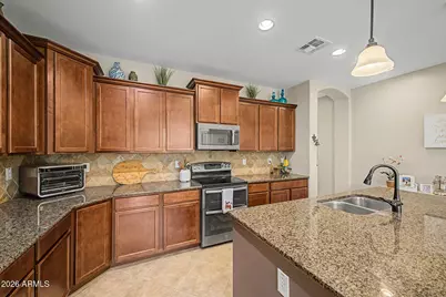 914 S Osborn Lane, Gilbert, AZ 85296 - Photo 9