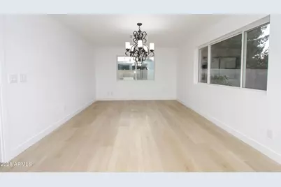 2142 W Kerry Lane, Phoenix, AZ 85027 - Photo 25