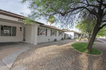 2142 W Kerry Lane, Phoenix, AZ 85027 - Photo 17