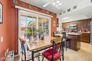 10418 W El Capitan Cir, Sun City, AZ 85351 - Photo 13