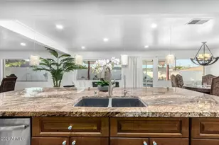 490 N Vine St, Chandler, AZ 85225 - Photo 27