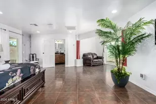 490 N Vine St, Chandler, AZ 85225 - Photo 33