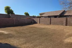 3210 W Louise Dr, Phoenix, AZ 85027 - Photo 9
