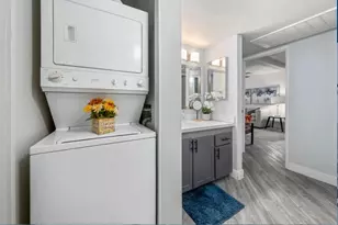 5959 W Greenway Rd, Glendale, AZ 85306 - Photo 9