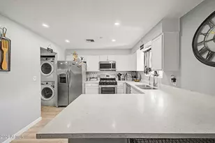 5144 W Monte Vista Rd, Phoenix, AZ 85035 - Photo 11