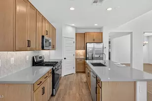 10167 W Crittenden Ln, Avondale, AZ 85392 - Photo 7