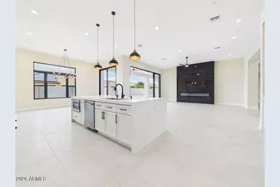 18024 W Montebello Avenue, Litchfield Park, AZ 85340 - Photo 13