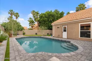 3910 E Hiddenview Dr, Phoenix, AZ 85048 - Photo 45