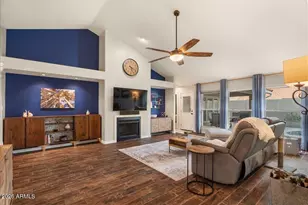3910 E Hiddenview Dr, Phoenix, AZ 85048 - Photo 15