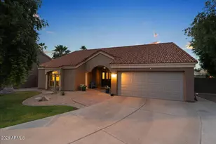 3910 E Hiddenview Dr, Phoenix, AZ 85048 - Photo 3