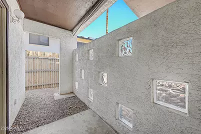 3422 N 12th Place, Phoenix, AZ 85014 - Photo 17