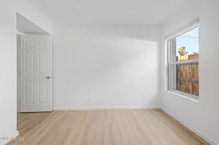 3422 N 12th Pl, Phoenix, AZ 85014 - Photo 13