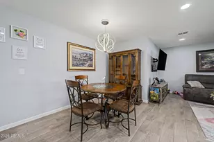 10718 W Cheryl Dr, Sun City, AZ 85351 - Photo 11