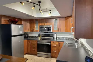 7830 E Camelback Rd, Scottsdale, AZ 85251 - Photo 9