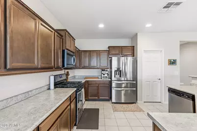 25958 W Deer Valley Road, Buckeye, AZ 85396 - Photo 19