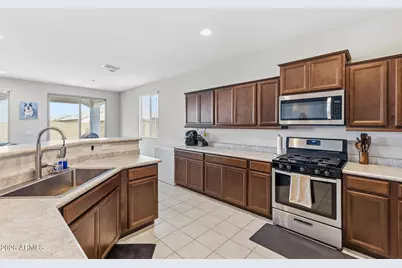 25958 W Deer Valley Road, Buckeye, AZ 85396 - Photo 3