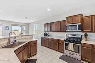 25958 W Deer Valley Rd, Buckeye, AZ 85396 - Photo 3