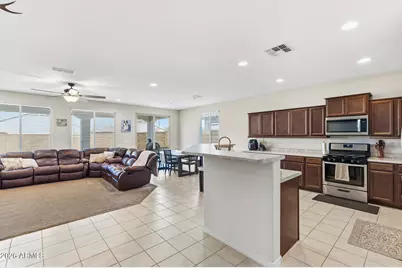 25958 W Deer Valley Road, Buckeye, AZ 85396 - Photo 15