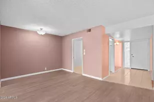 14225 N McPhee Dr, Sun City, AZ 85351 - Photo 3