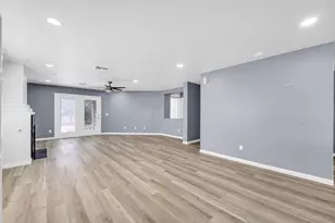 1125 E Milada Dr, Phoenix, AZ 85042 - Photo 9