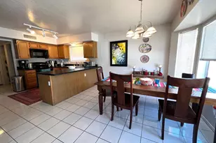 4404 E Bannock St, Phoenix, AZ 85044 - Photo 5