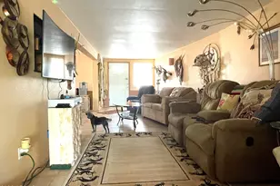 311 S Piedra Negra Dr, Queen Valley, AZ 85118 - Photo 7