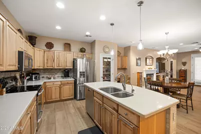 43542 W Sansom Drive, Maricopa, AZ 85138 - Photo 9