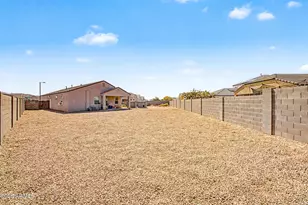 30712 W Picadilly Rd, Buckeye, AZ 85396 - Photo 19