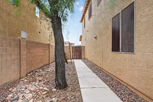 3713 W St Anne Ave, Phoenix, AZ 85041 - Photo 23