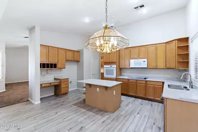 7001 W Lone Cactus Drive, Glendale, AZ 85308 - Photo 5