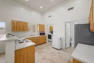8807 W Williams Rd, Peoria, AZ 85383 - Photo 33
