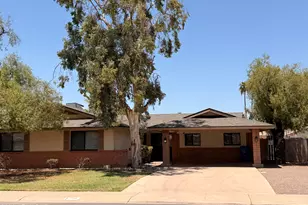 718 E Manhatton Dr, Tempe, AZ 85282 - Photo 1