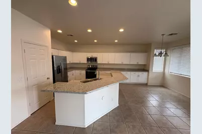 8816 W Myrtle Avenue, Glendale, AZ 85305 - Photo 5