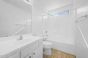 625 E Atlanta Ave, Phoenix, AZ 85040 - Photo 9