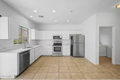 625 E Atlanta Avenue, Phoenix, AZ 85040 - Photo 3