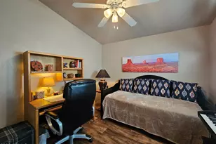650 N Hawes Rd, Mesa, AZ 85207 - Photo 5
