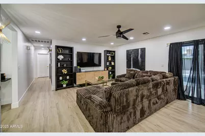 919 W Port Royale Lane, Phoenix, AZ 85023 - Photo 21